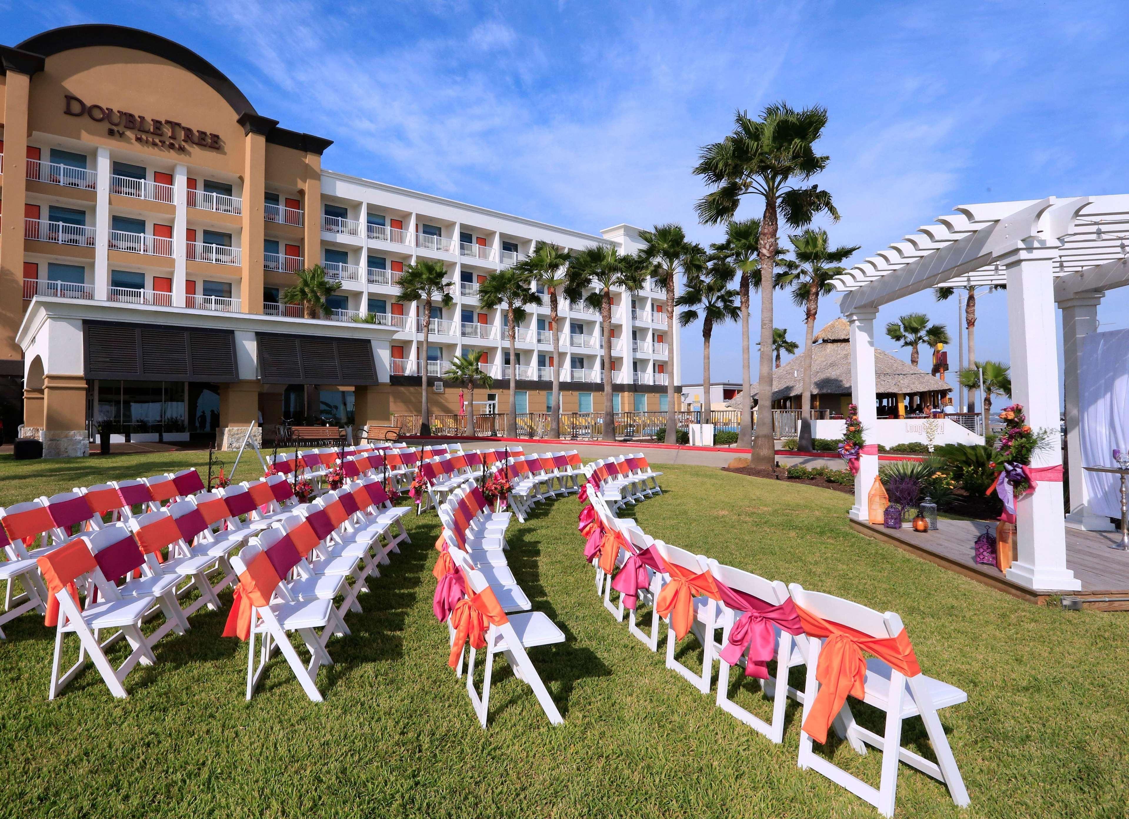 Doubletree By Hilton Galveston Beach Экстерьер фото