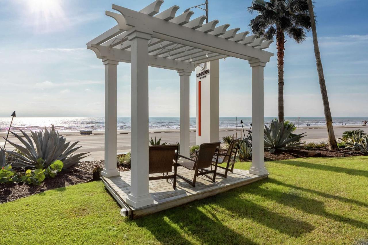 Doubletree By Hilton Galveston Beach Экстерьер фото