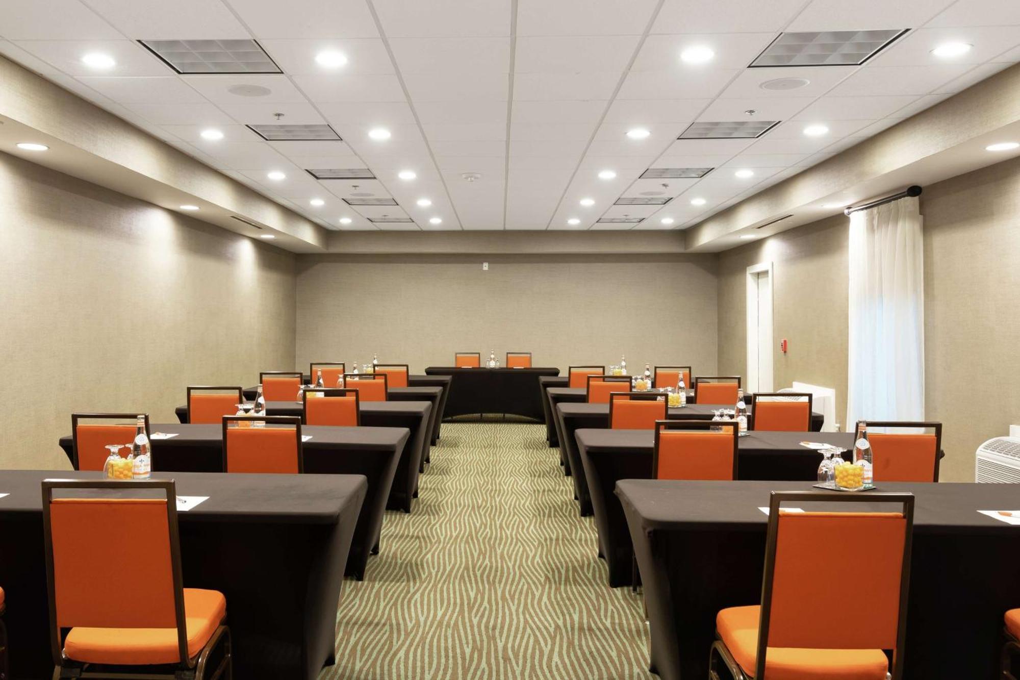 Doubletree By Hilton Galveston Beach Экстерьер фото