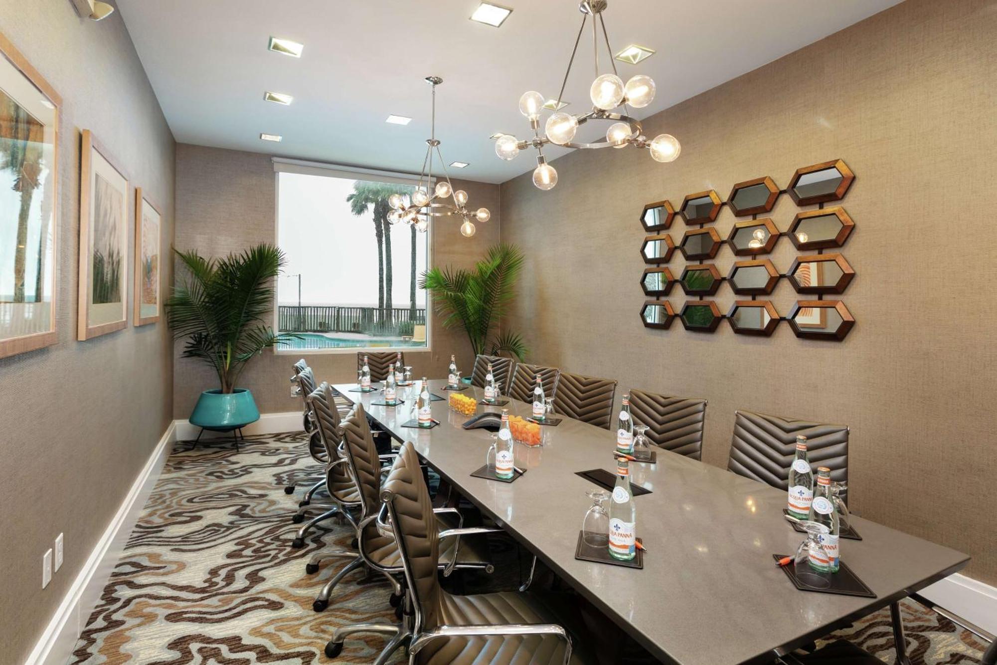 Doubletree By Hilton Galveston Beach Экстерьер фото