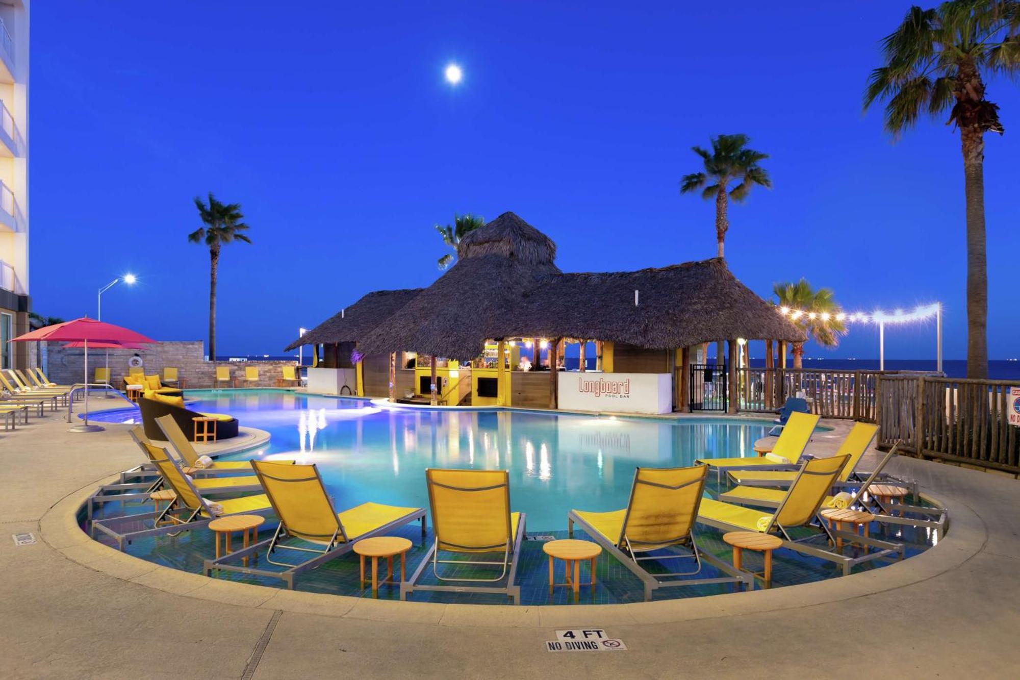 Doubletree By Hilton Galveston Beach Экстерьер фото